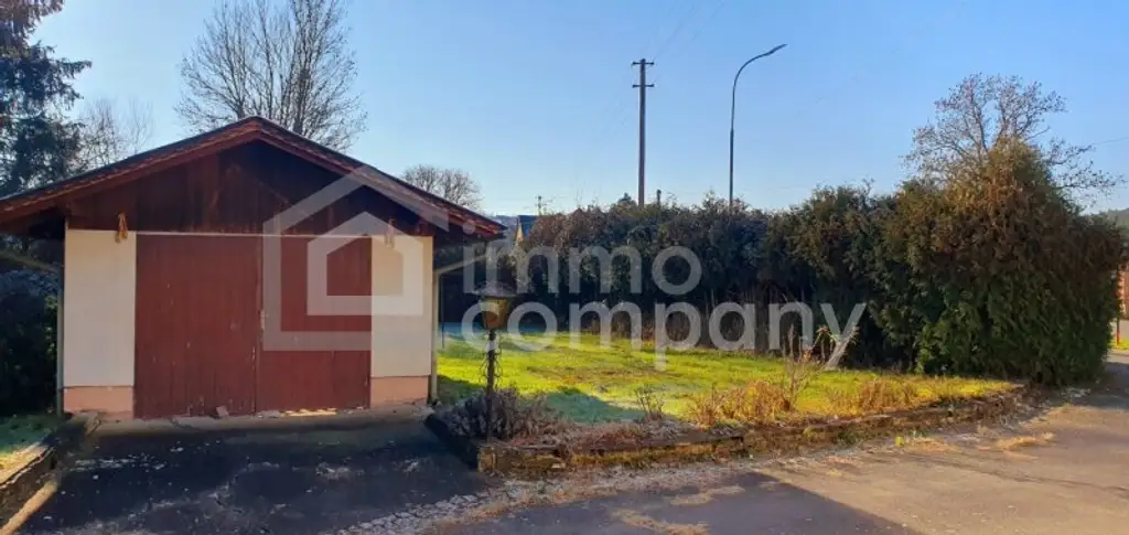 Selbstversorger ..... Haus mit Acker und großen Nebengebäuden in Ortsrandlage