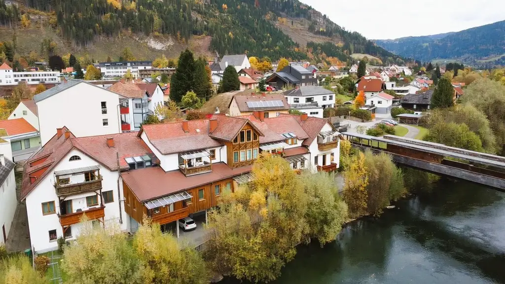Zentrale Wohnung mit Mur- und Schlossblick in 8850 Murau