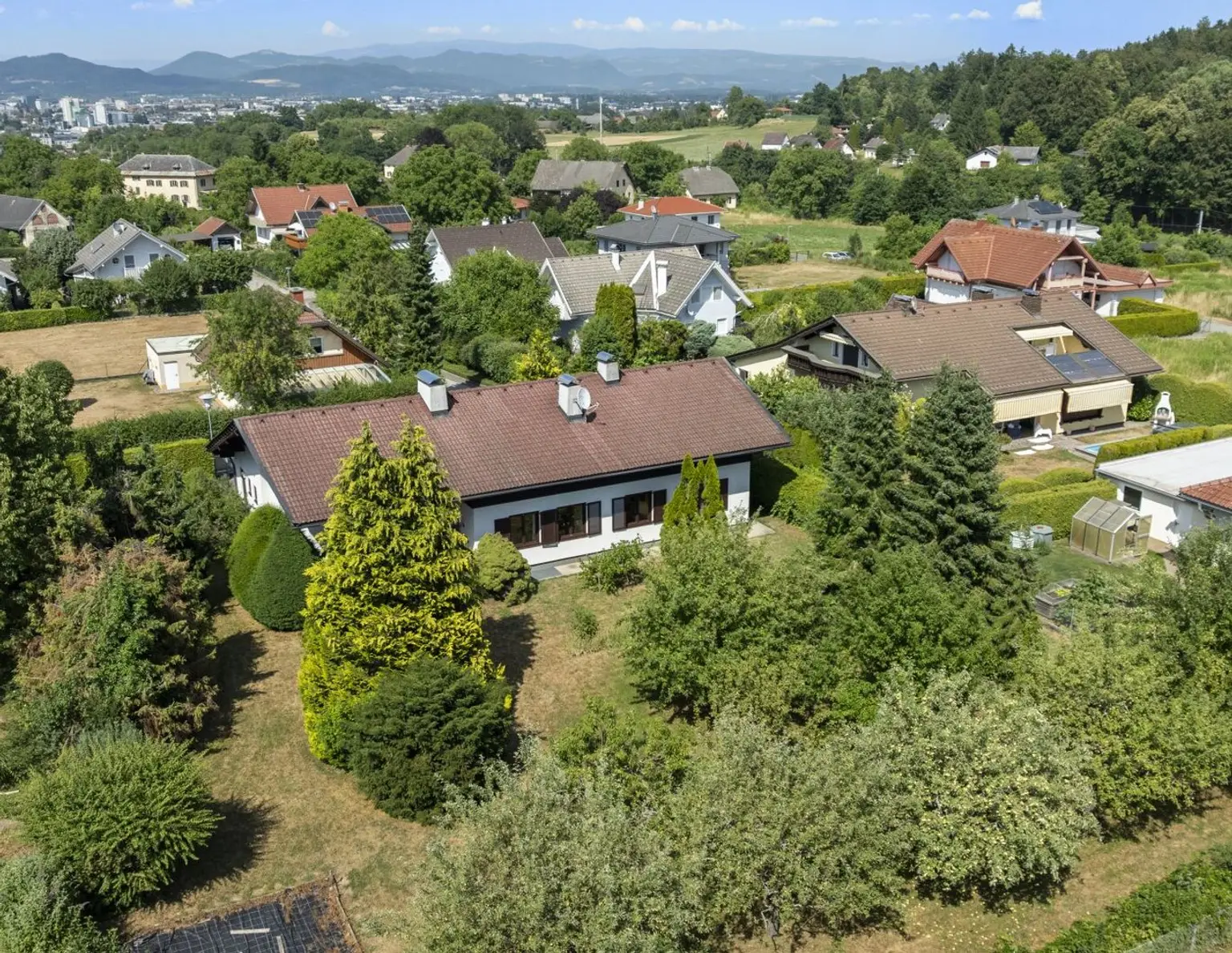 Klagenfurt: Liebevoller Bungalow - in ruhiger Wohngegend!