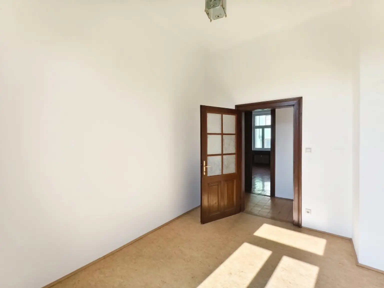 kleines Zimmer gartenseitig