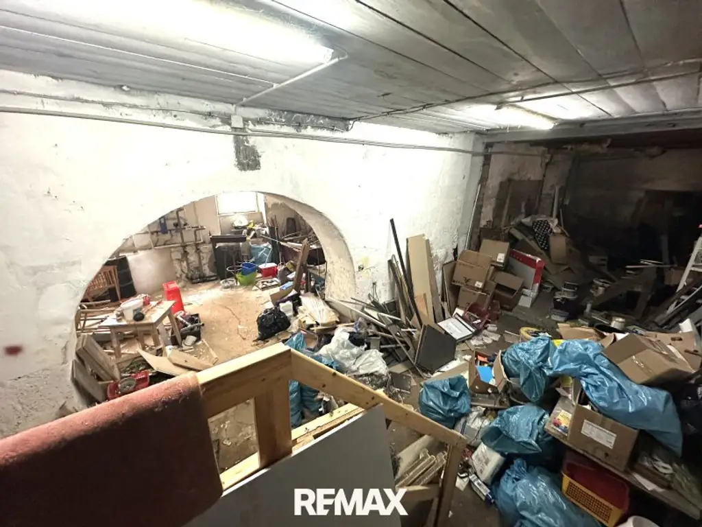 ***Mehrfamilienhaus mit Riesenpotential im Zentrum von Eisenerz***