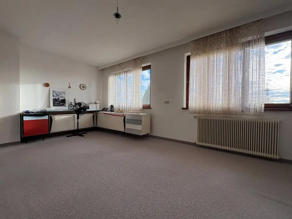 Wohnhaus in ruhiger Siedlungslage