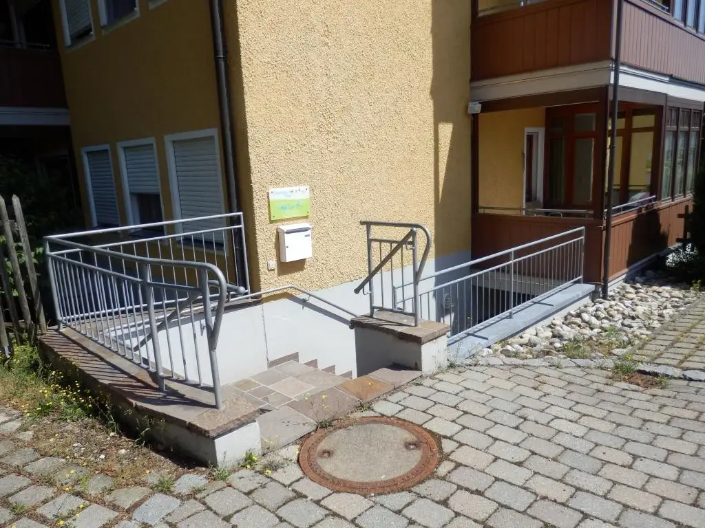 Souterrainwohnung in gepflegter Wohnanlage