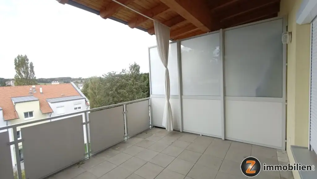 Bad Tatzmannsdorf: Helle, große Dachgeschoßwohnung!