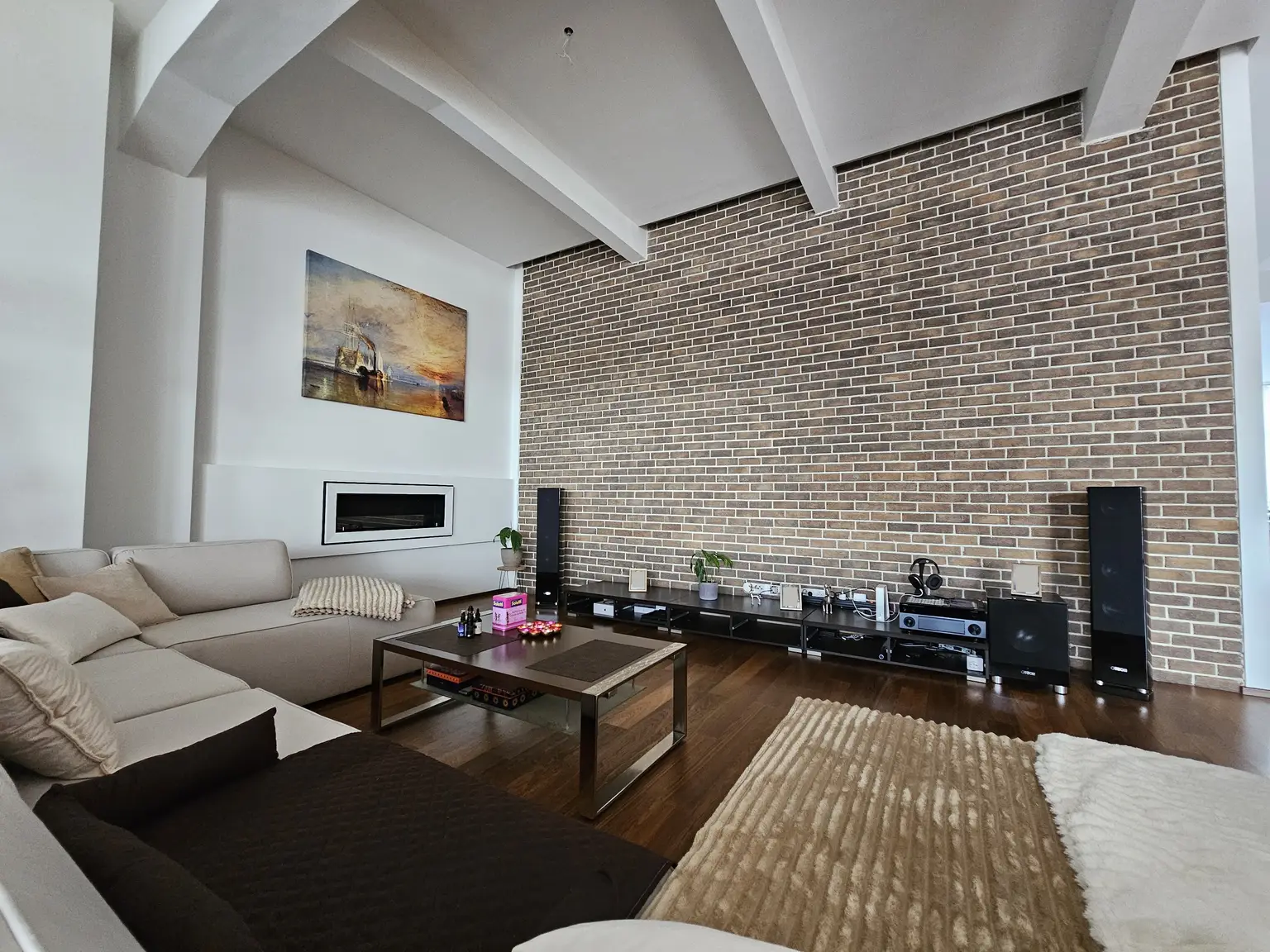 -=LOFT=- Luxuriöse Wohnung mit Terrasse, Garage und Fußbodenheizung in 1100 Wien!