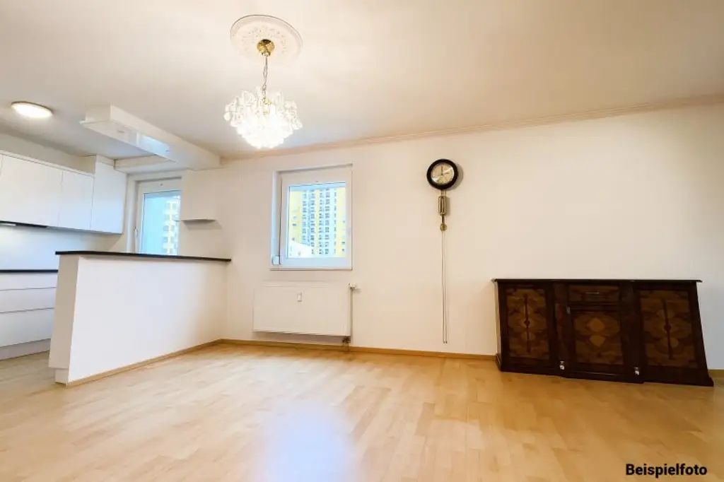 WOHNEN MIT AUSBLICK: Wunderschöne 3-Zimmerwohnung mit 2 verglasten Balkonen nahe Stadtgrenze von INNSBRUCK!
