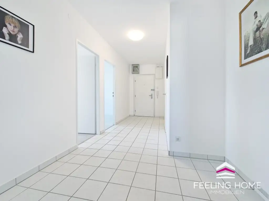 Frisch renoviert & bezugsfertig: 3-Zimmer-Perle mit Schlossnähe & Parkähnlichen Innenhof!