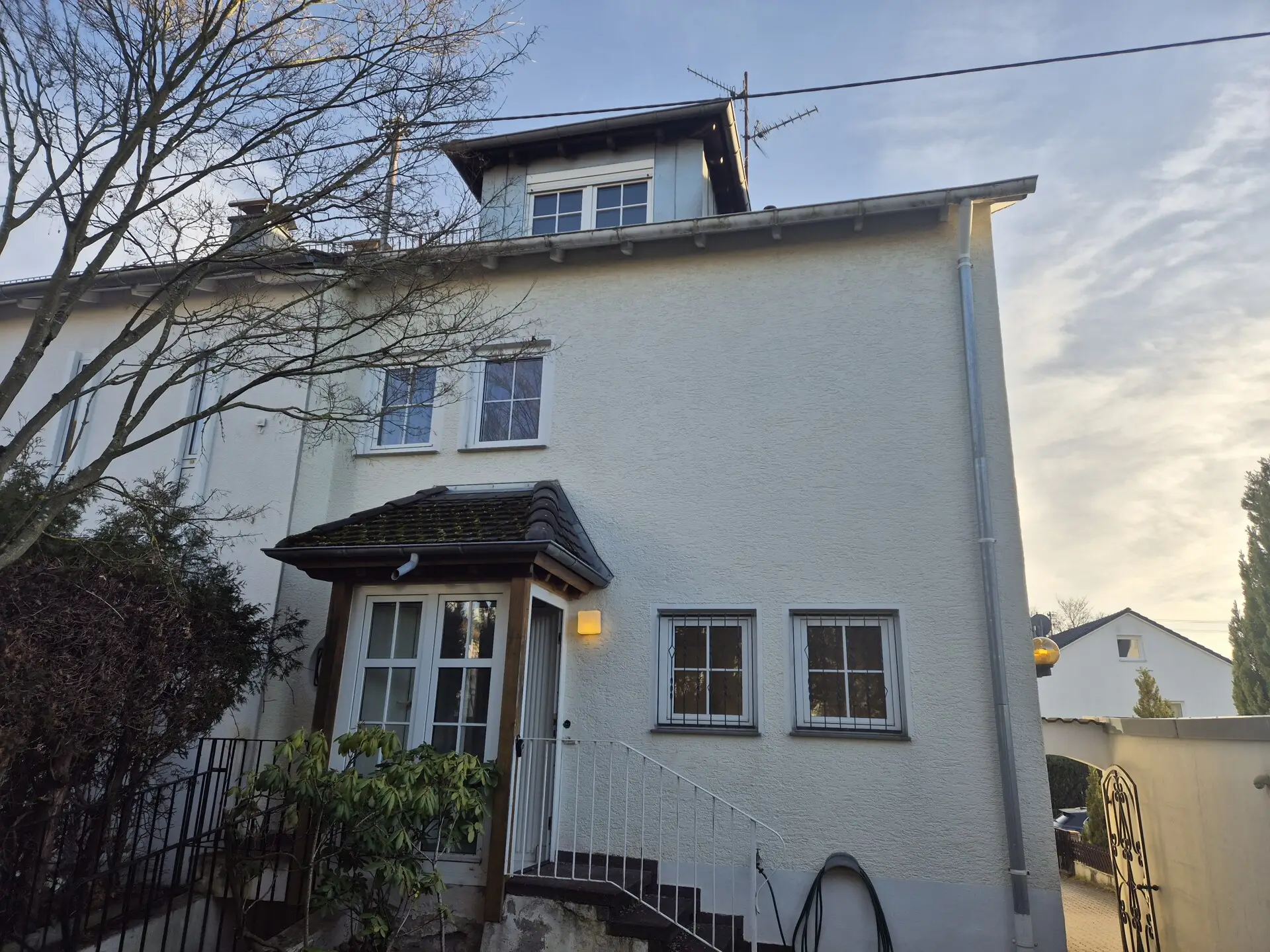 Hausansicht hinterer Gartenbereich 1