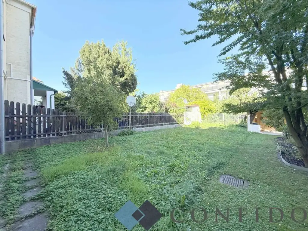 Altbau trifft Garten - Sanierungsbedürftige Wohnung im Herzen von Stockerau