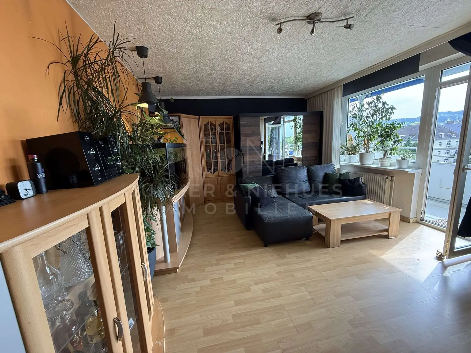 Wohn-und Schlafzimmer