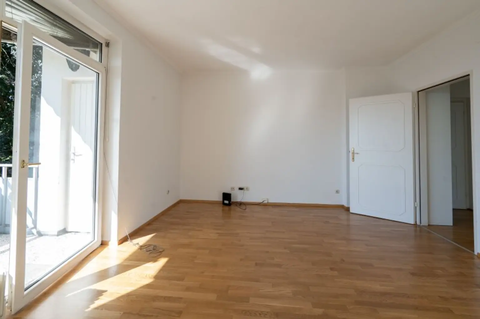 Helle 2-Zimmer-Wohnung mit traumhaftem Stadtblick in Bestlage am Froschberg