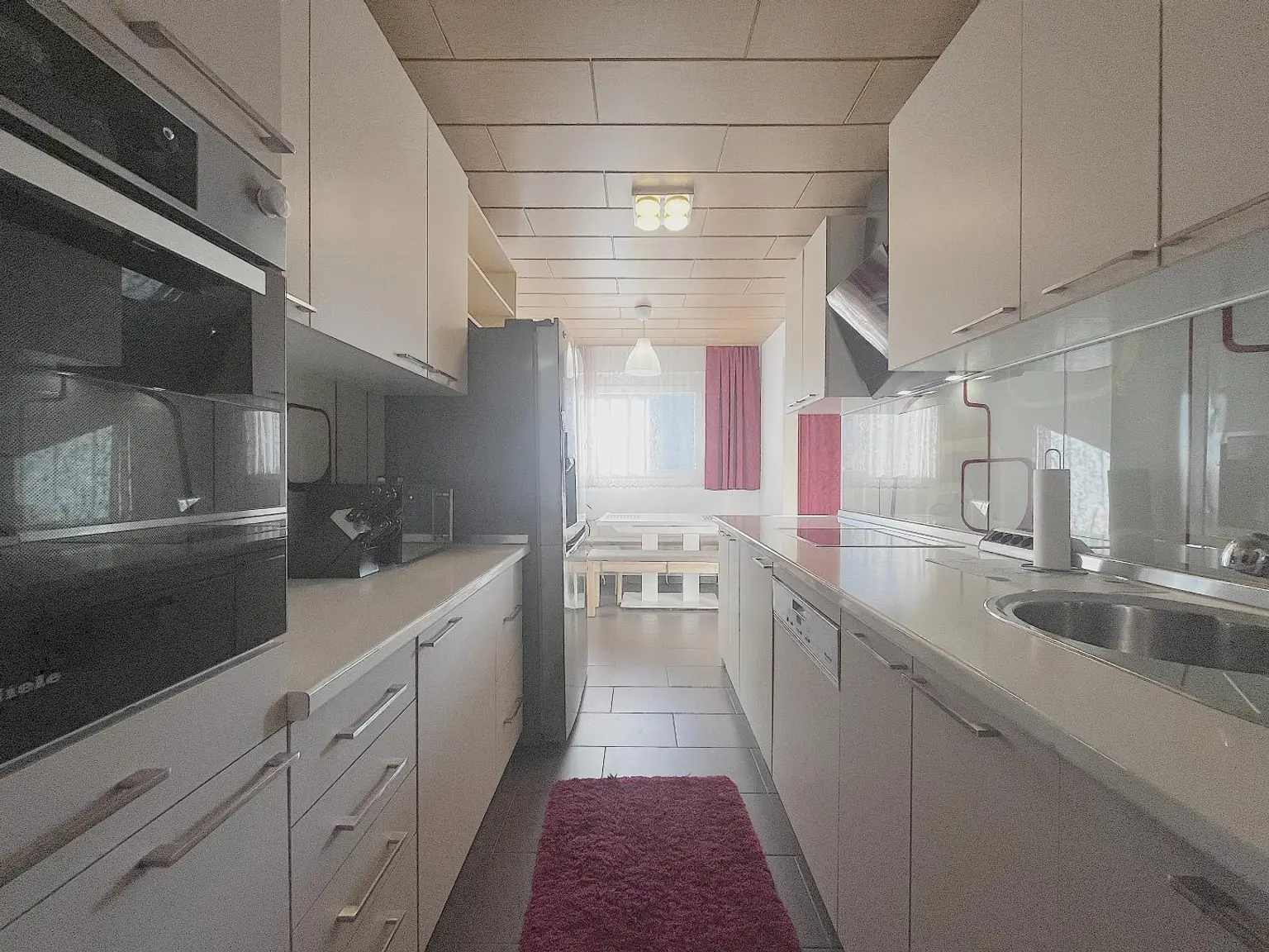 Sanierte 3-Zimmer-Neubauwohnung mit Loggia