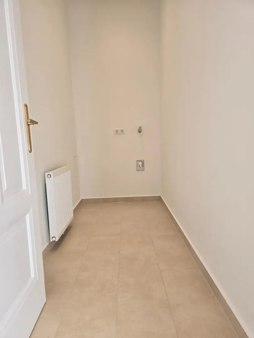 Obere Donaustrasse Obj.3305 p