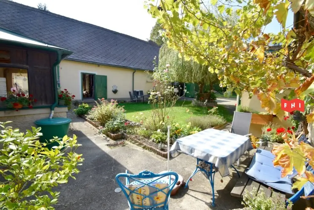 Bauernhausidylle im Wienerwald nahe dem Naturpark Föhrenberge