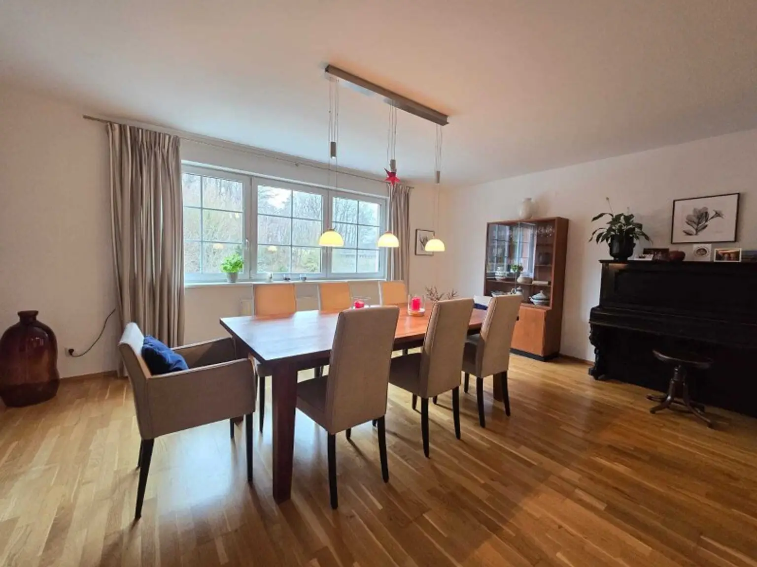 Charmantes Reihenhaus in Laab im Walde – 7 Zimmer, Garten und Garage! Ab € 1.311,--Kreditrate/Monate!!!!