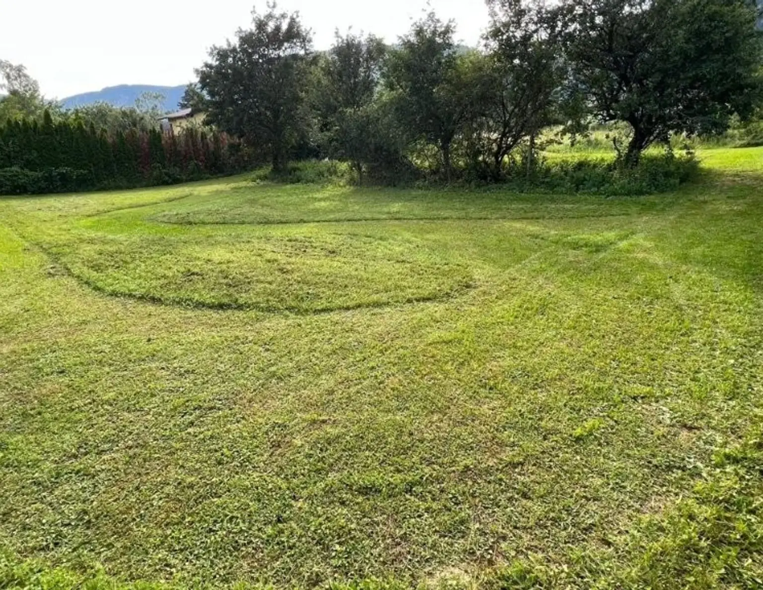 Traumhaftes Baugrundstück in bester Lage - Natur pur & Weitblick inklusive!