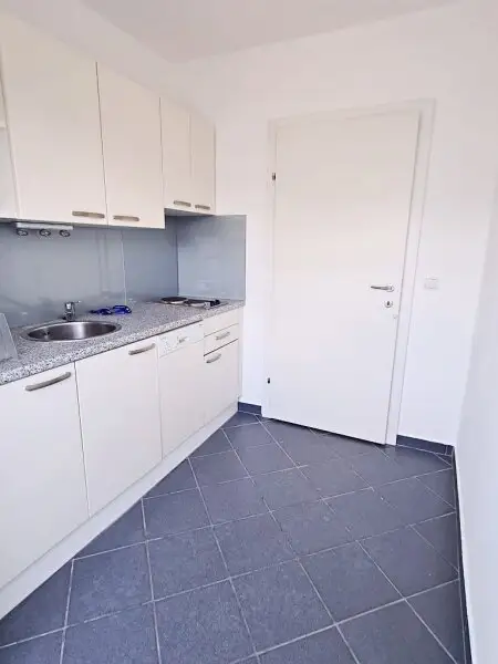 ZIEGLERGASSE bei FUZO Mariahilfer Straße, 141 m2 Bürofäche, 3 Zimmer, Serverraum, Küche, Klimaanlagen, Dachgeschoß
