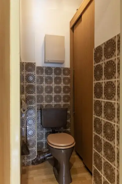 Loggiawohnung Nähe Quellenstraße - Wärmedämmung und niedrige Haus - BK