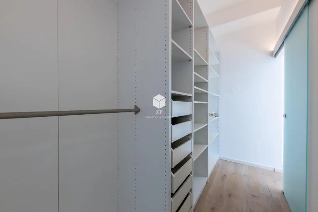 Luxuslage Schafberg: Einmalige Luxus-Maisonette mit Dachterrasse! Weitblick zum Verlieben!