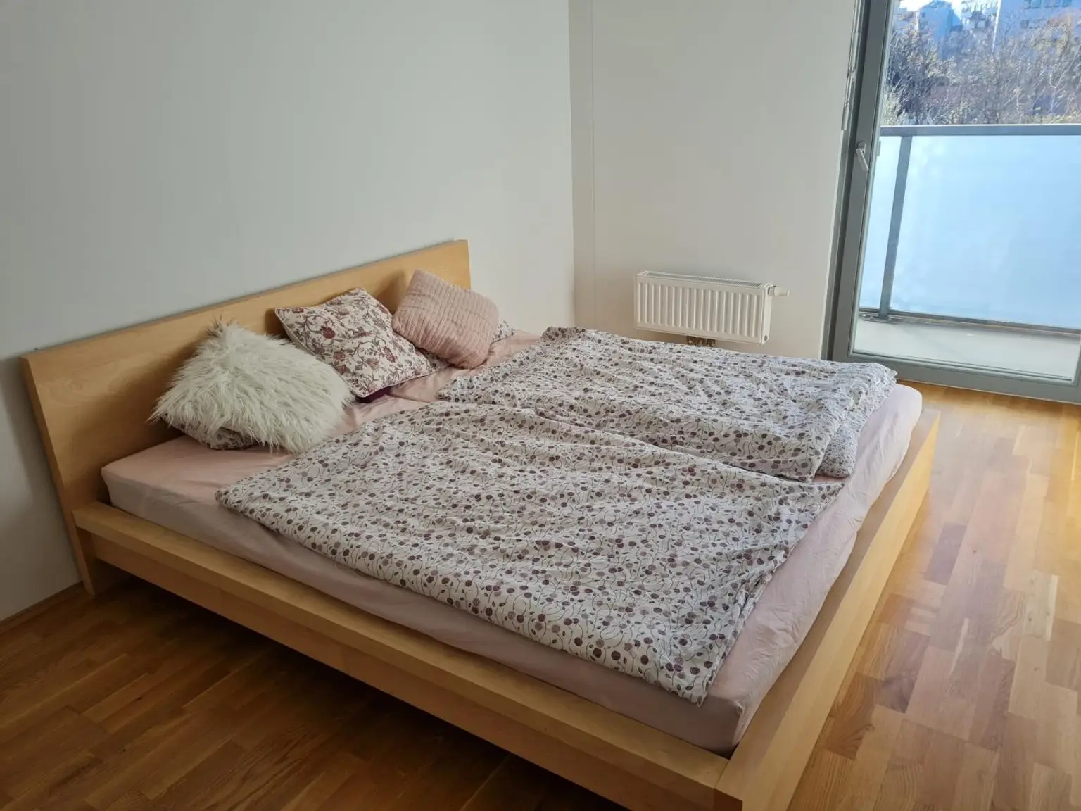 Beim Gasometer: Top-moderne Neubauwohnung mit 9,29m² SÜDWEST-Balkon/Loggia - U3 Nähe!!