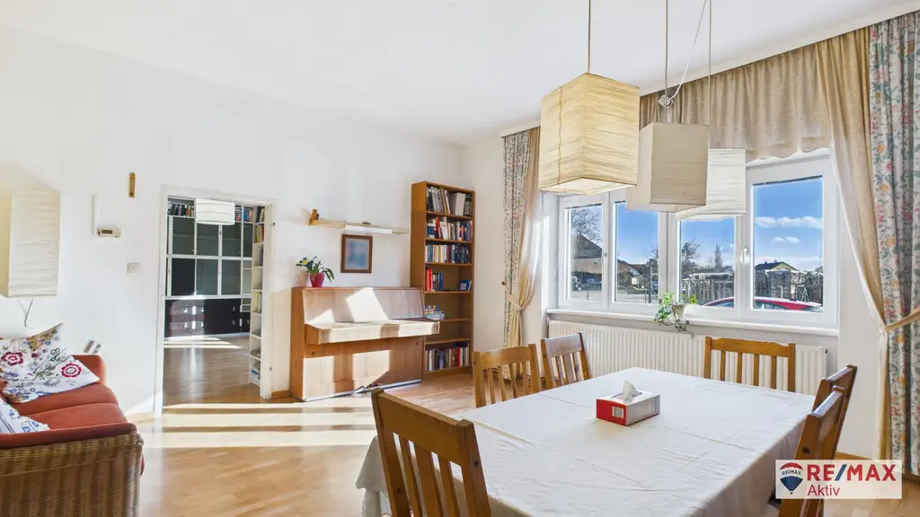 Charmantes Einfamilienhaus mit modernisiertem Bestand und gemütlichem Garten