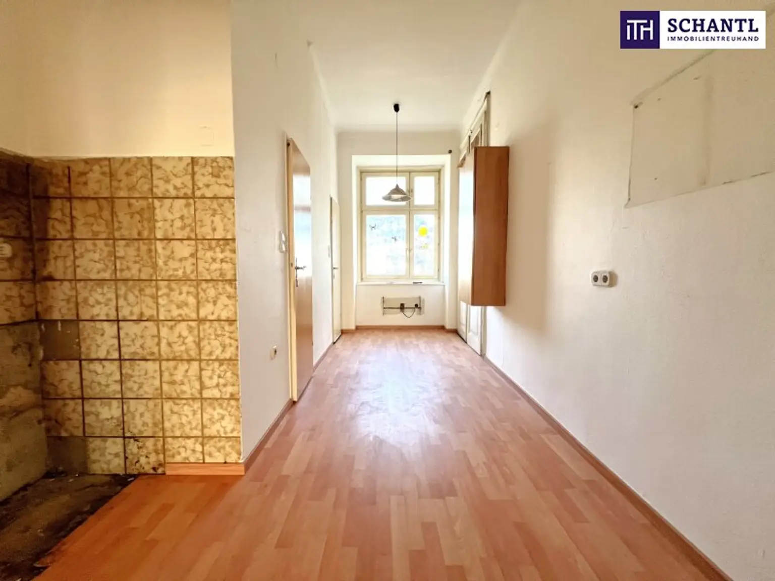 Balkon kommt! – Diese 2-Zimmer-Rarität hat alles: Charme, Licht & Potenzial!
