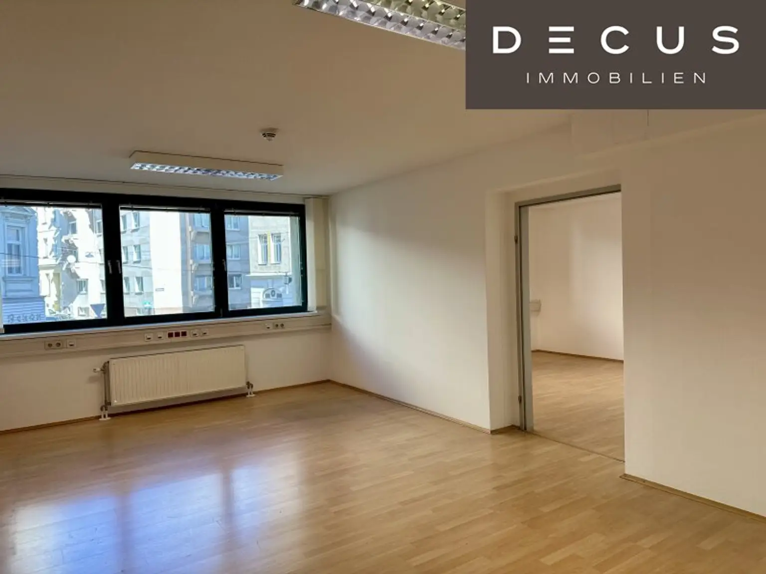 + + + ARKADENHOF + + + GEKÜHLTES BÜRO + + +  U3 Schlachthausgasse + + +
