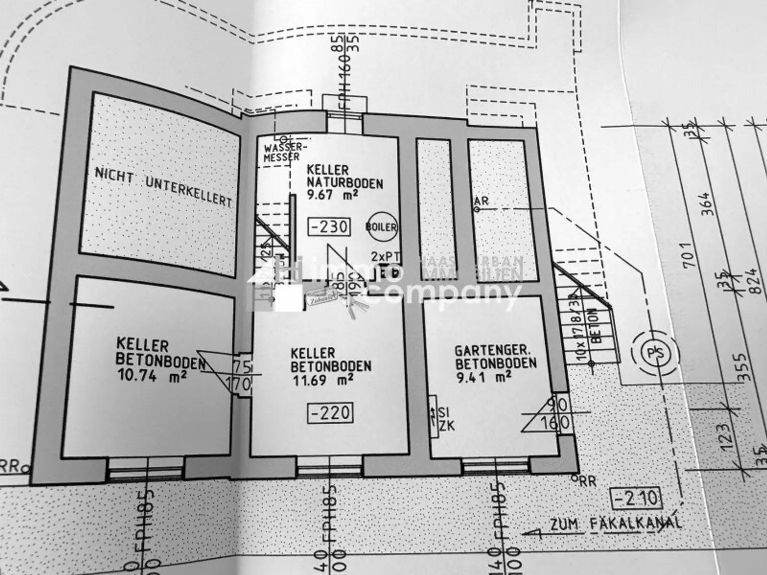 Renovierungsbedürftiges Landhaus mit Pool , Grundfläche 1.594 m² Renovierung und Schönheitsreparaturen sind erforderlich, dennoch sofort beziehbar!
