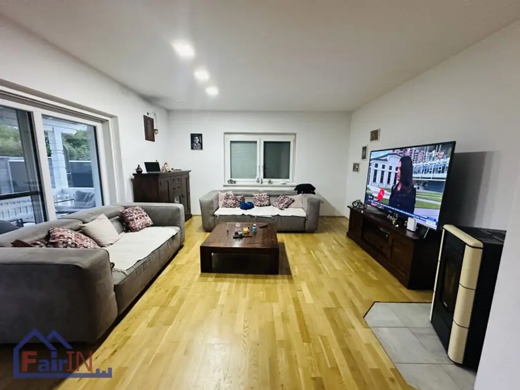 Traumhaus in Sollenau: Gepflegtes 140m² Heim mit Garten, Garage!