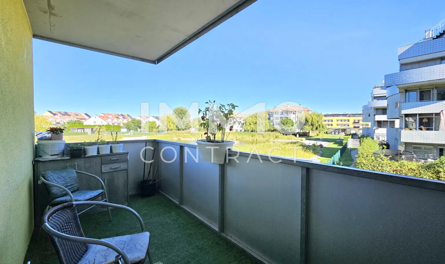 Jeden Tag Urlaubsfeeling: Exklusive 2-Zimmer-Wohnung mit großem Balkon & Seeblick