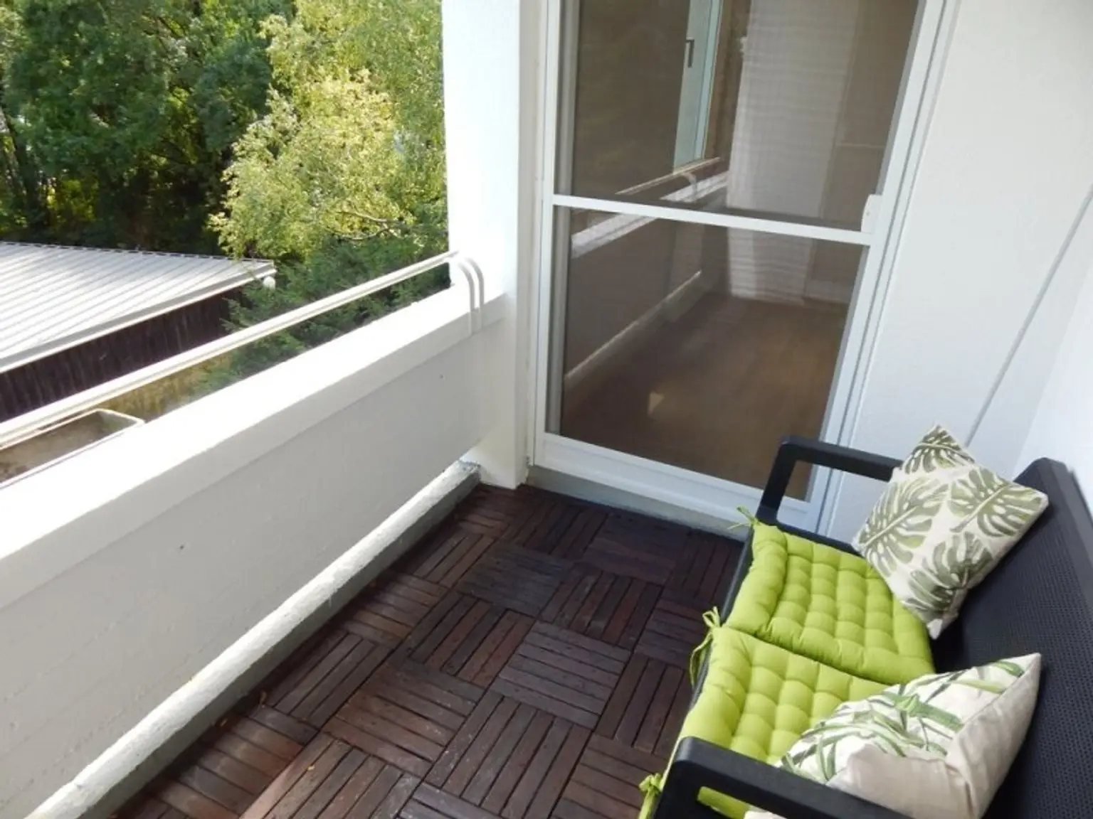 Helle und ruhige - Top ausgestattete Wohnung mit 2 Loggien