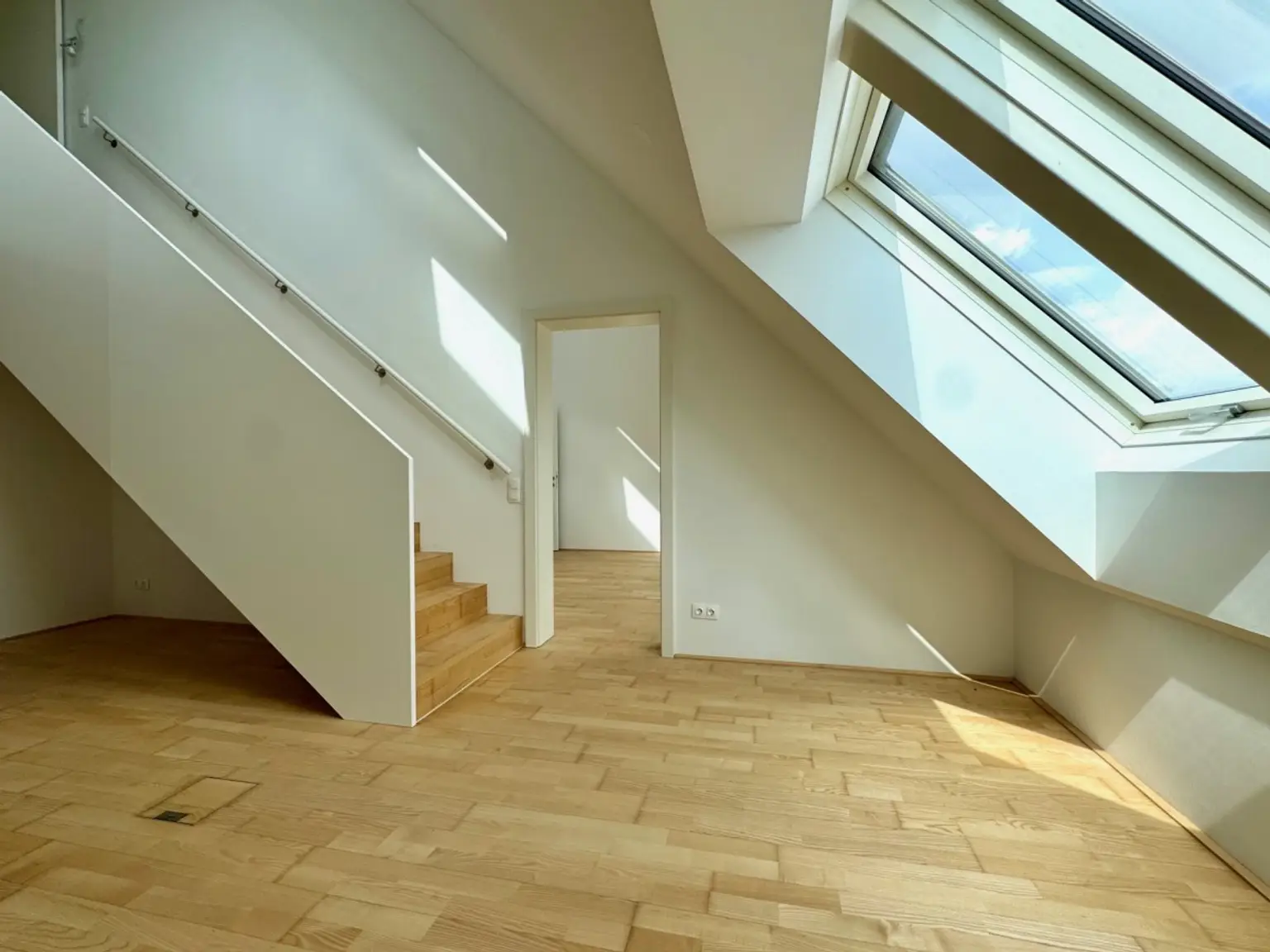 A | ++ NEU ++ Exklusives WOHNEN/ARBEITEN mit zwei sonnigen TERRASSEN | Prima Service Immobilien