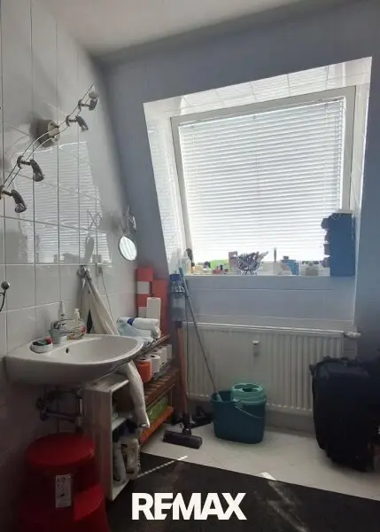 12 Bad mit Dusche 1220