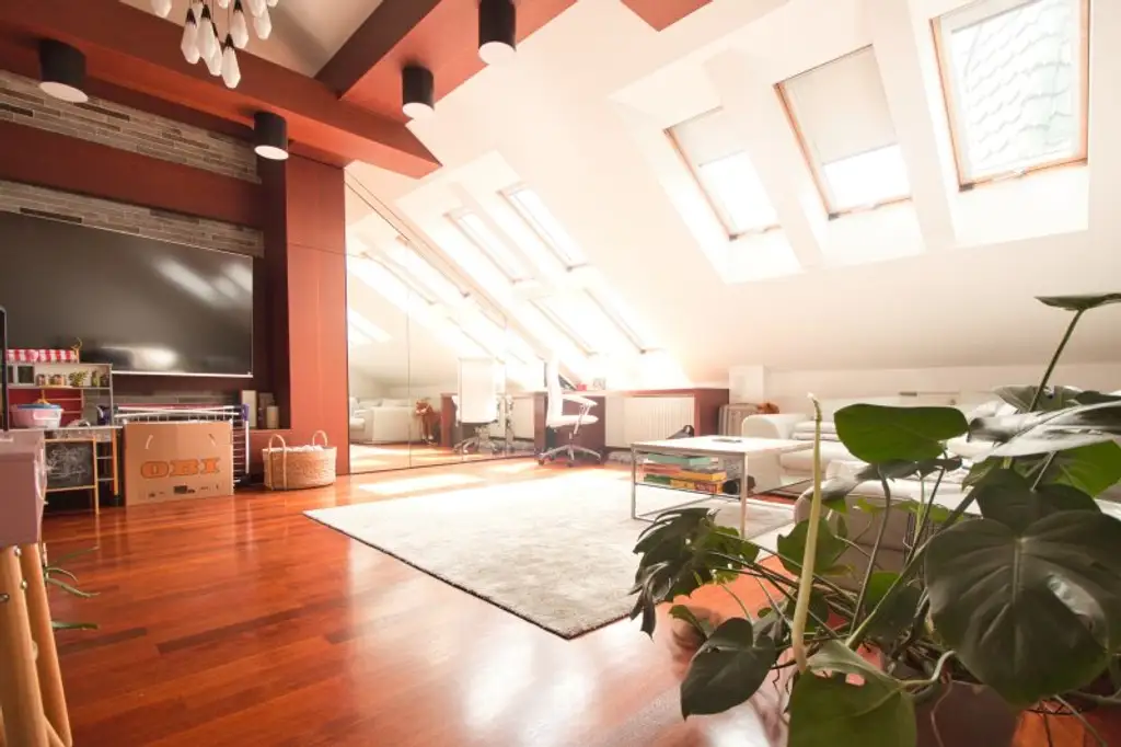 TOP Lage in Hietzing | Charmante, ruhige 3,5 Zimmer-Wohnung | 2004 ausgebautes Dachgeschoß