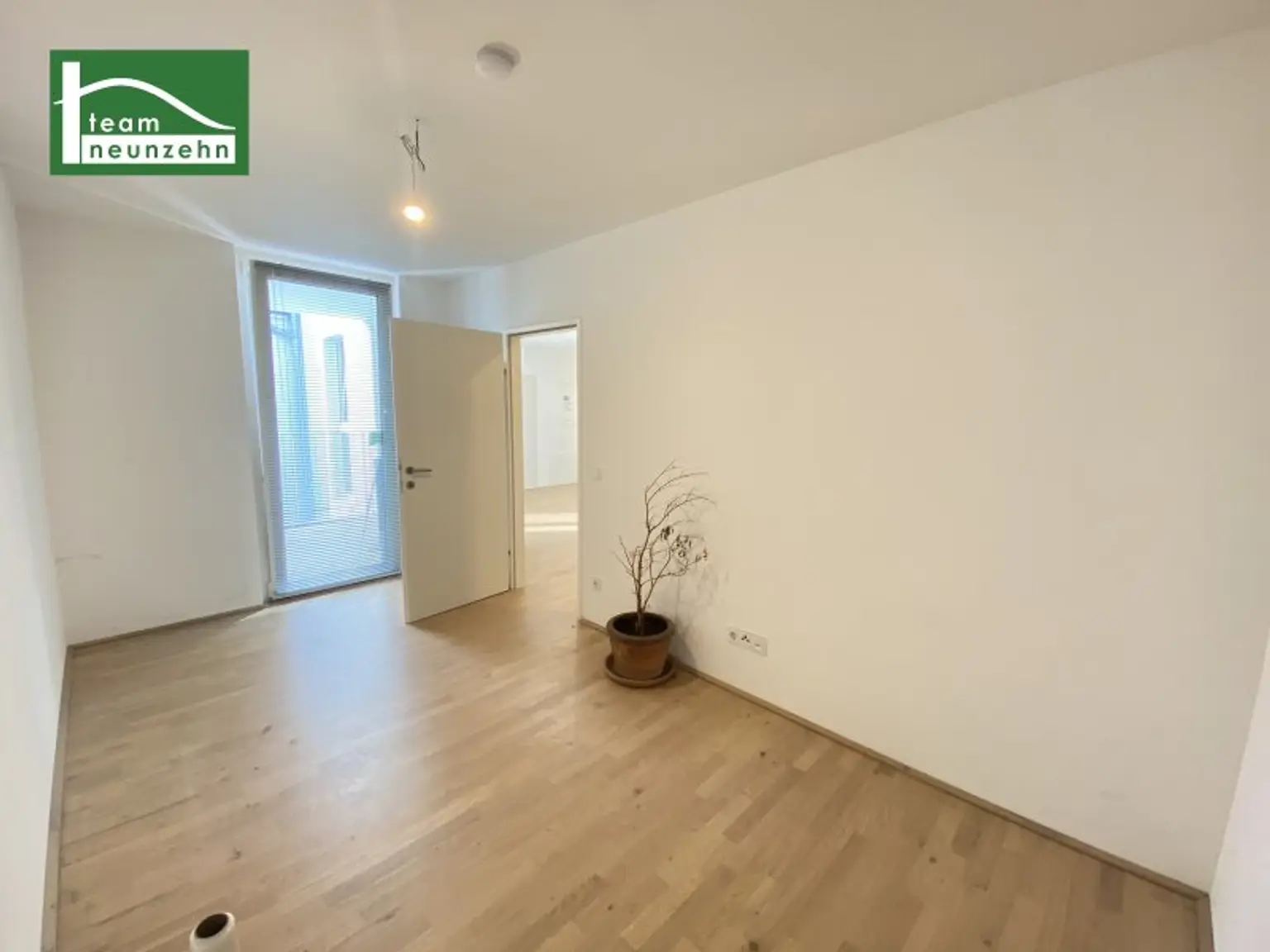 Innenhof-Wohnung mit top Grundriss und Balkon nahe U6 und S-Bahn Handelskai! Ab November 2025