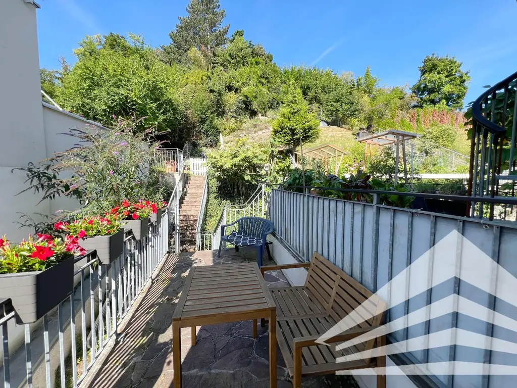 Charmante, gemütliche 2-Zimmer Gartenwohnung mit Terrasse im Linzer Stadtzentrum!