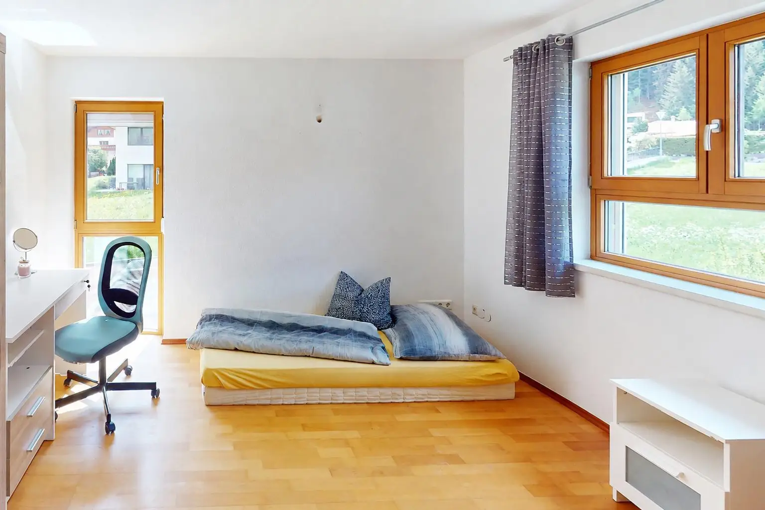Pfunds - Haus - OG Zimmer IV