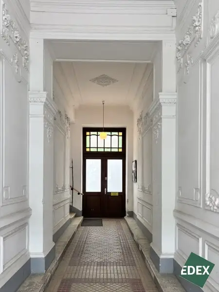 Sanierungsobjekt: 2 Zimmer Wohnung beim Erich-Auer-Park, 1140 Wien