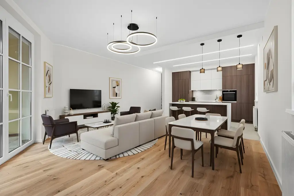 "Helle, Top-renovierte Eigentumswohnung mit Balkon & Garagenplatz – ruhig wohnen, zentral leben"