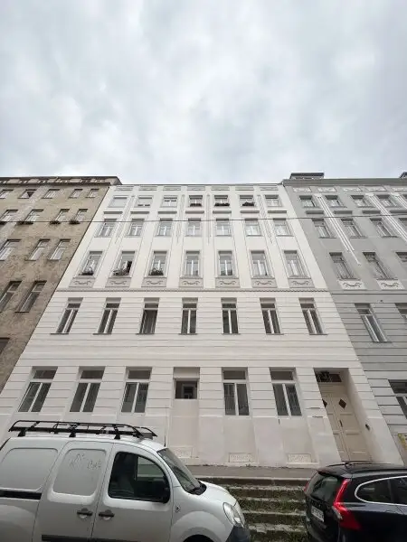 3-Zimmer-Altbauwohnung mit Flügeltüren in 1040 Wien – kein Aufzug