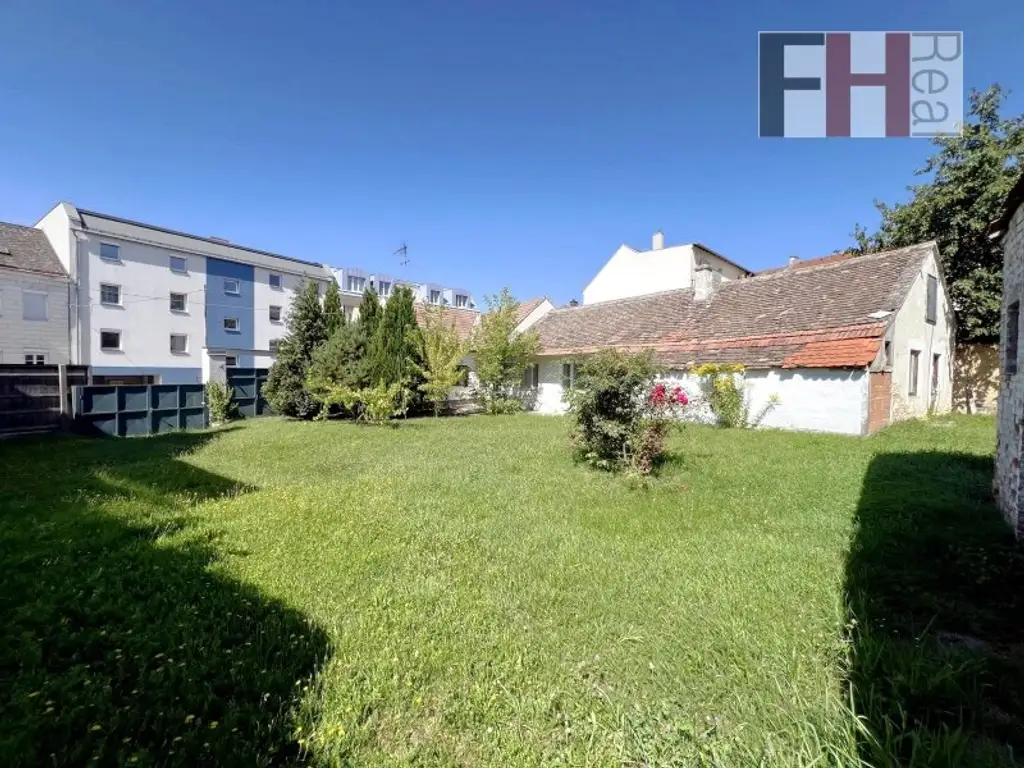 Hollabrunn Zentrum, 1278m², bestens geeignet für großvolumigen Wohnbau, perfekte Widmung!