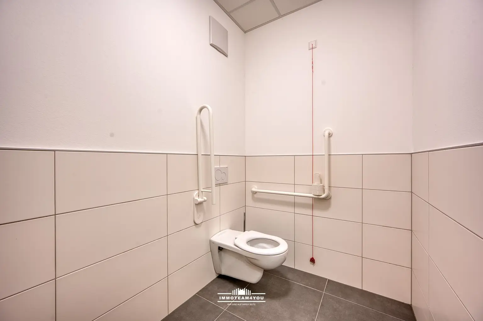 Geschäftslokal barrierefreies WC DSC_2390