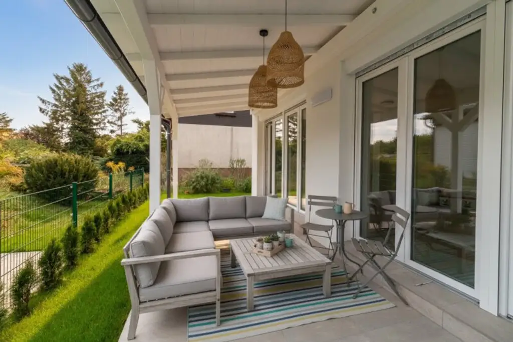 TRAUMHAFTES ERSTBEZUGS-EINFAMILIENHAUS in GERASDORF mit 4 ZIMMER, GARAGE, GARTEN, TERRASSE