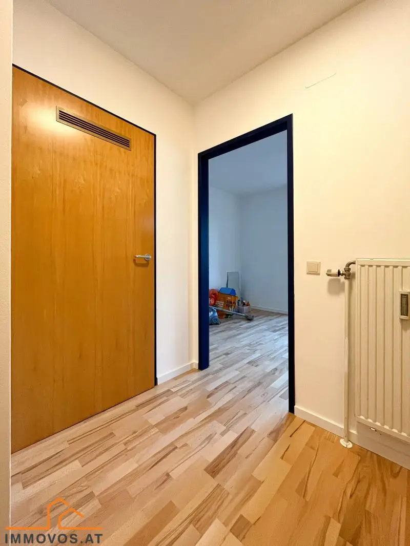 IHR NEUES ZUHAUSE IN DER STADT // KOMPAKT, PRAKTISCH UND PERFEKT ANGEBUNDEN // 1,5 ZIMMER UND GARAGENSTELLPLATZ