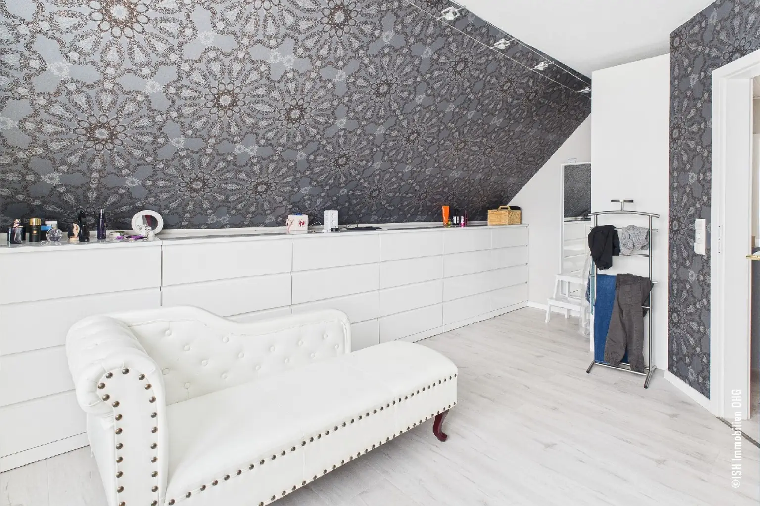 Ankleidezimmer OG
