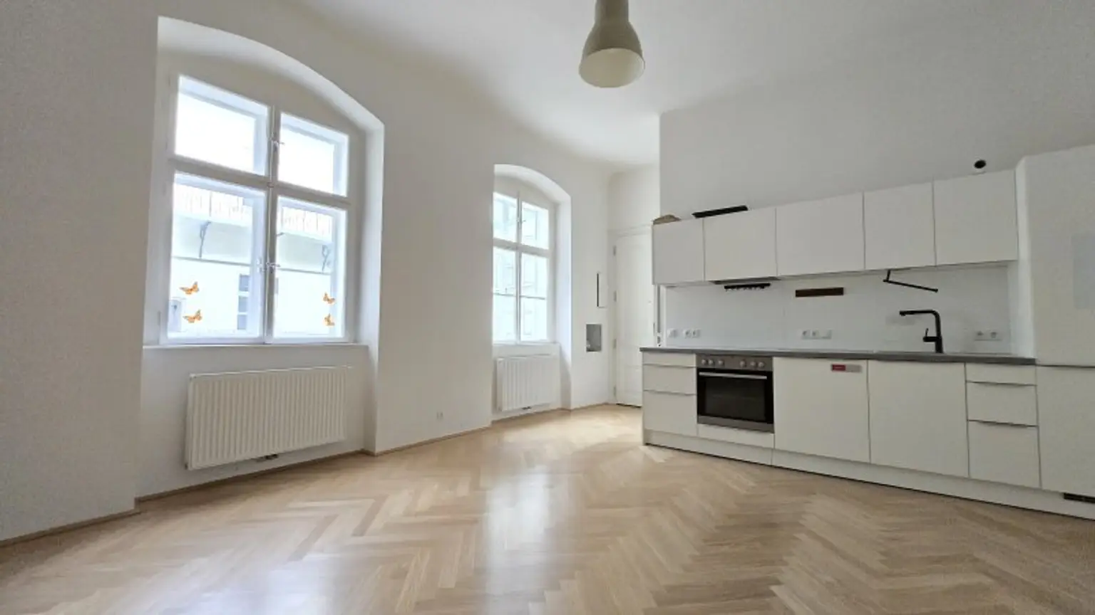 Traumhafte 2-Zimmer-Altbauwohnung in super zentraler Innenstadtlage