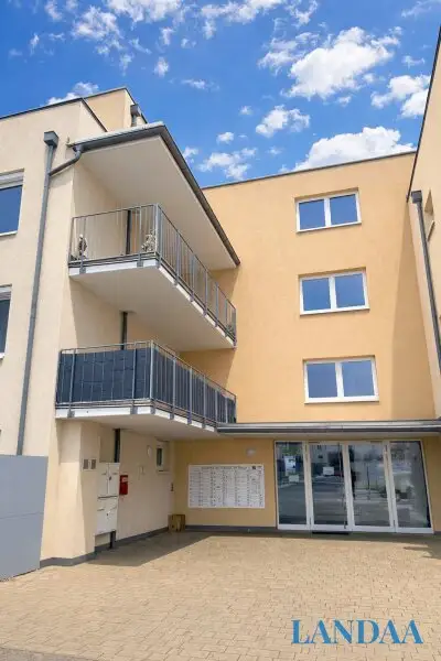 Wunderschöne 2 Zimmerwohnung mit Balkon und Garage