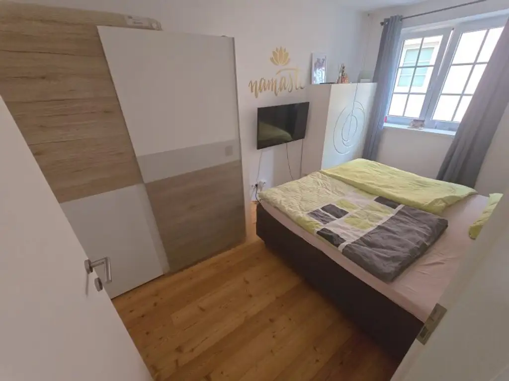 + Ideal für Jung und Alt + leicht leistbares, Neuwertiges und lichtudruchflutetes Reiheneckhaus in Guntersdorf: 3 Zimmer, Garten & Terrasse, Küche, 2 Bäder und 2 Abstellräume für 199.000 €! +