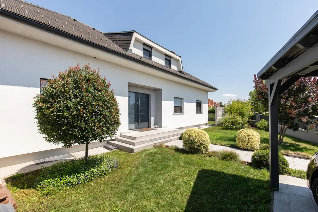 Parndorf: Einfamilienhaus mit Pool und Wohlfühlgarantie zu kaufen!