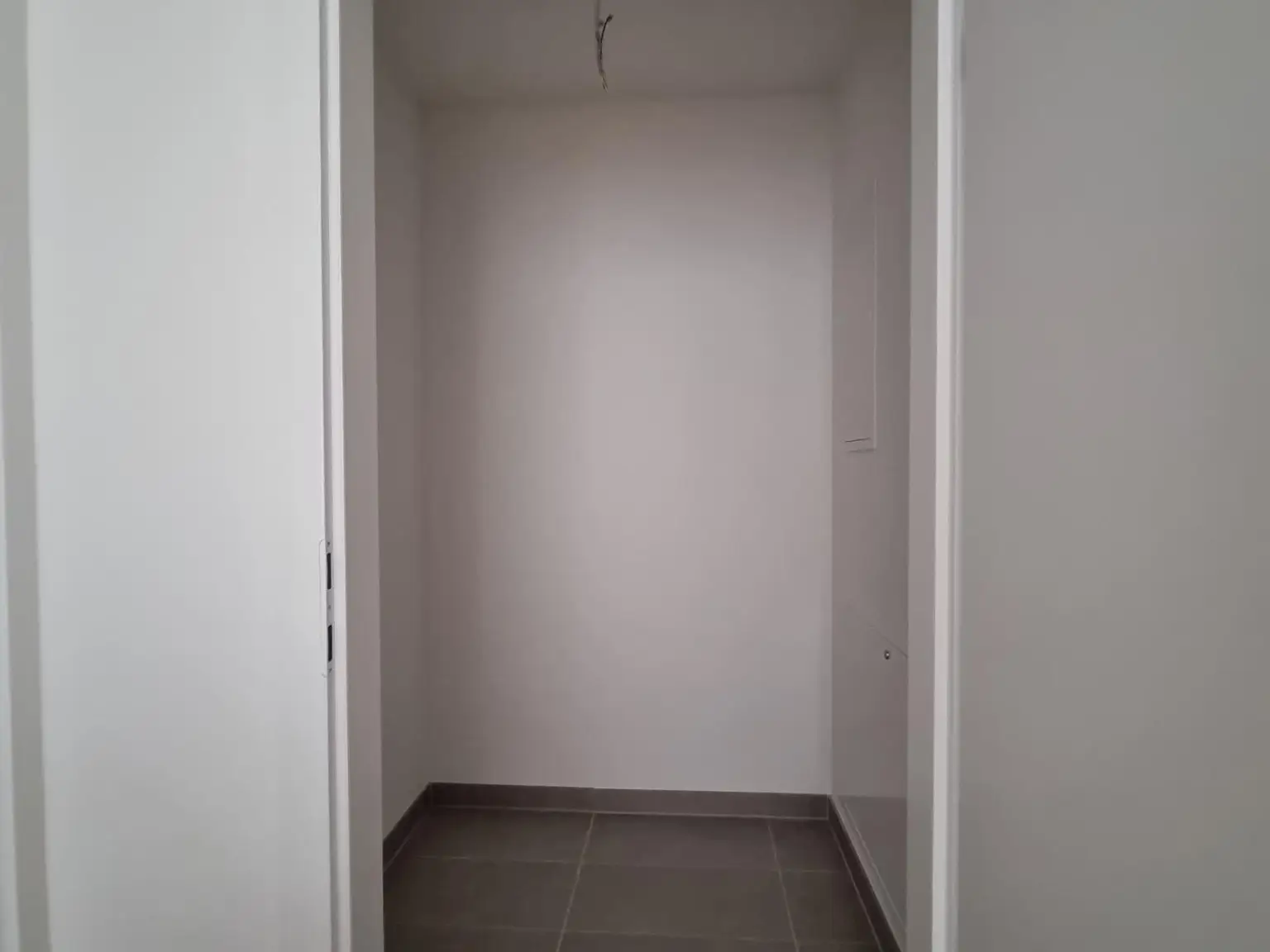 Moderne 2 Zimmer-Neubau-Mietwohnung mit Balkon und Tiefgaragenparkplatz in St. Pölten